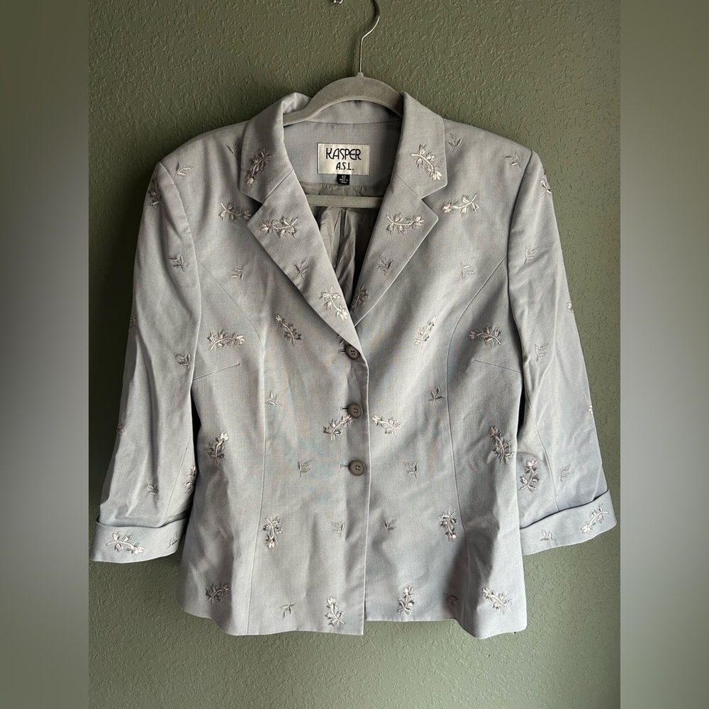Kasper Embroidered Blazer